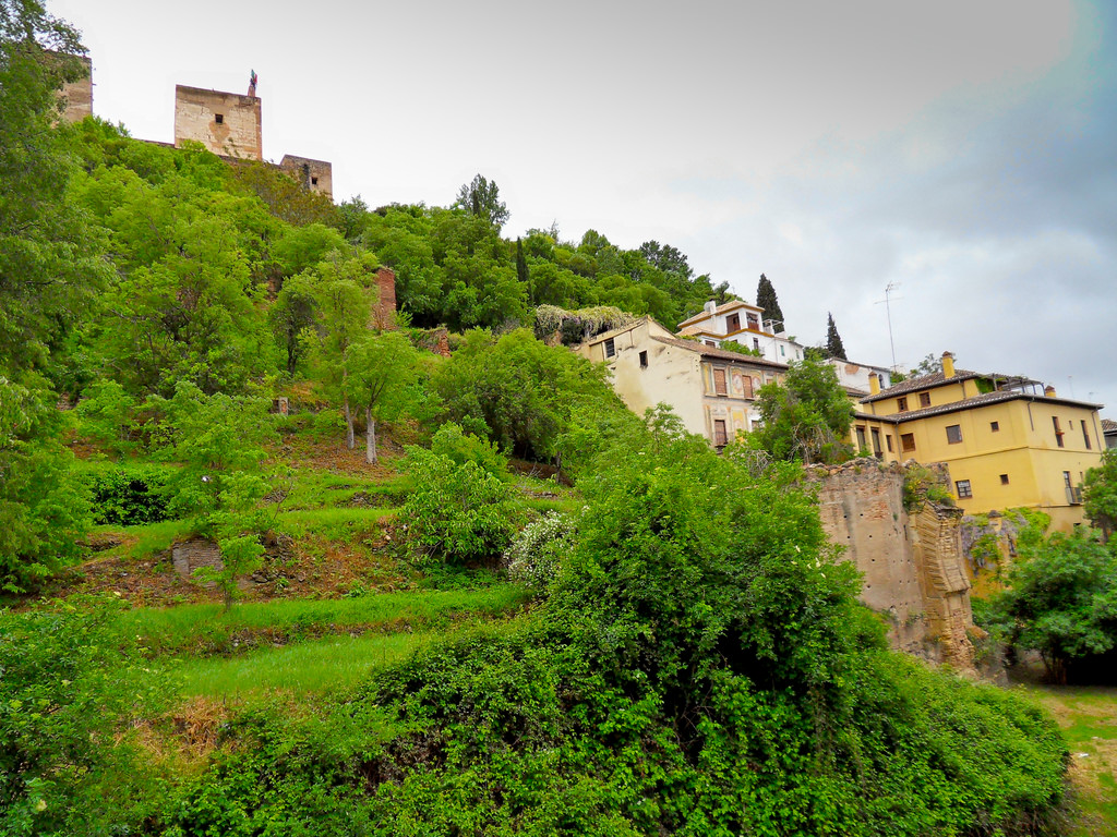 best-pleaces-to-visit-granada-spain - Short Holidays and Getaways